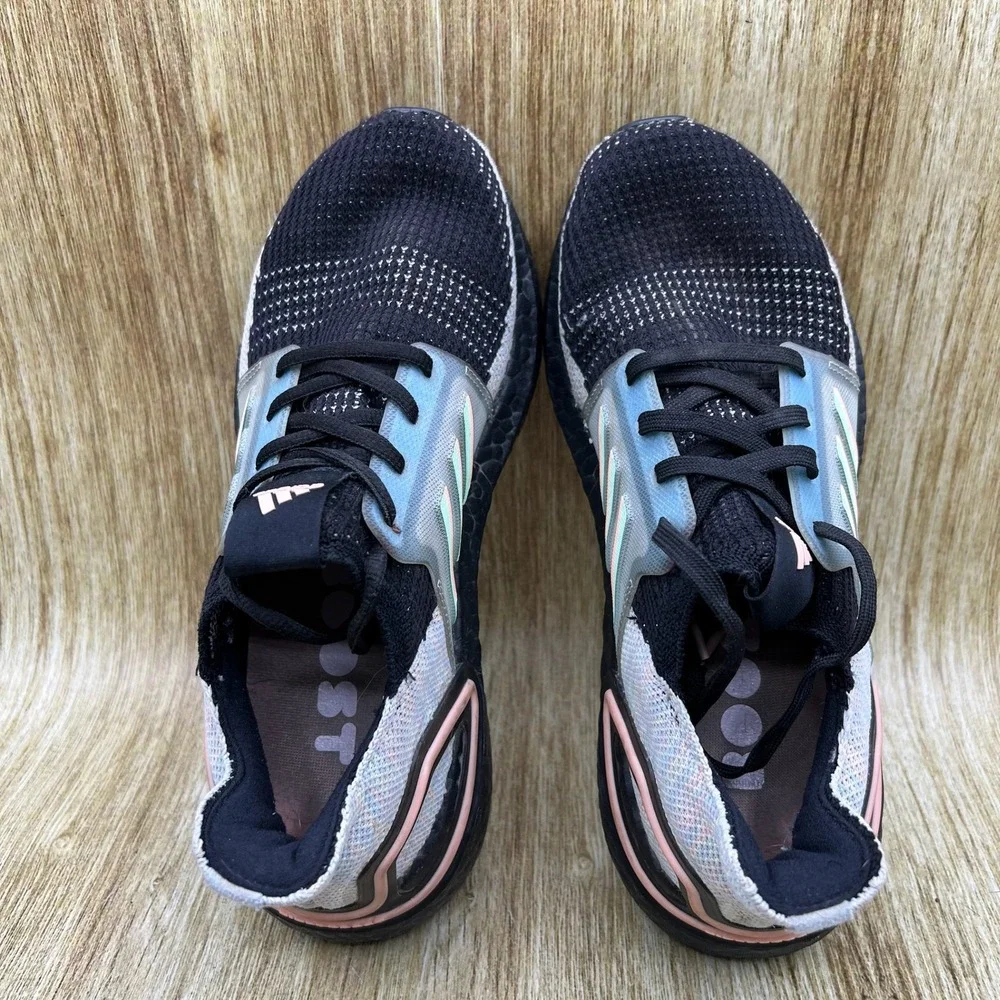 Adidas Ultraboost 2019 Women's Size 6 Running Shoes Linen‎ Ash Green EF2358